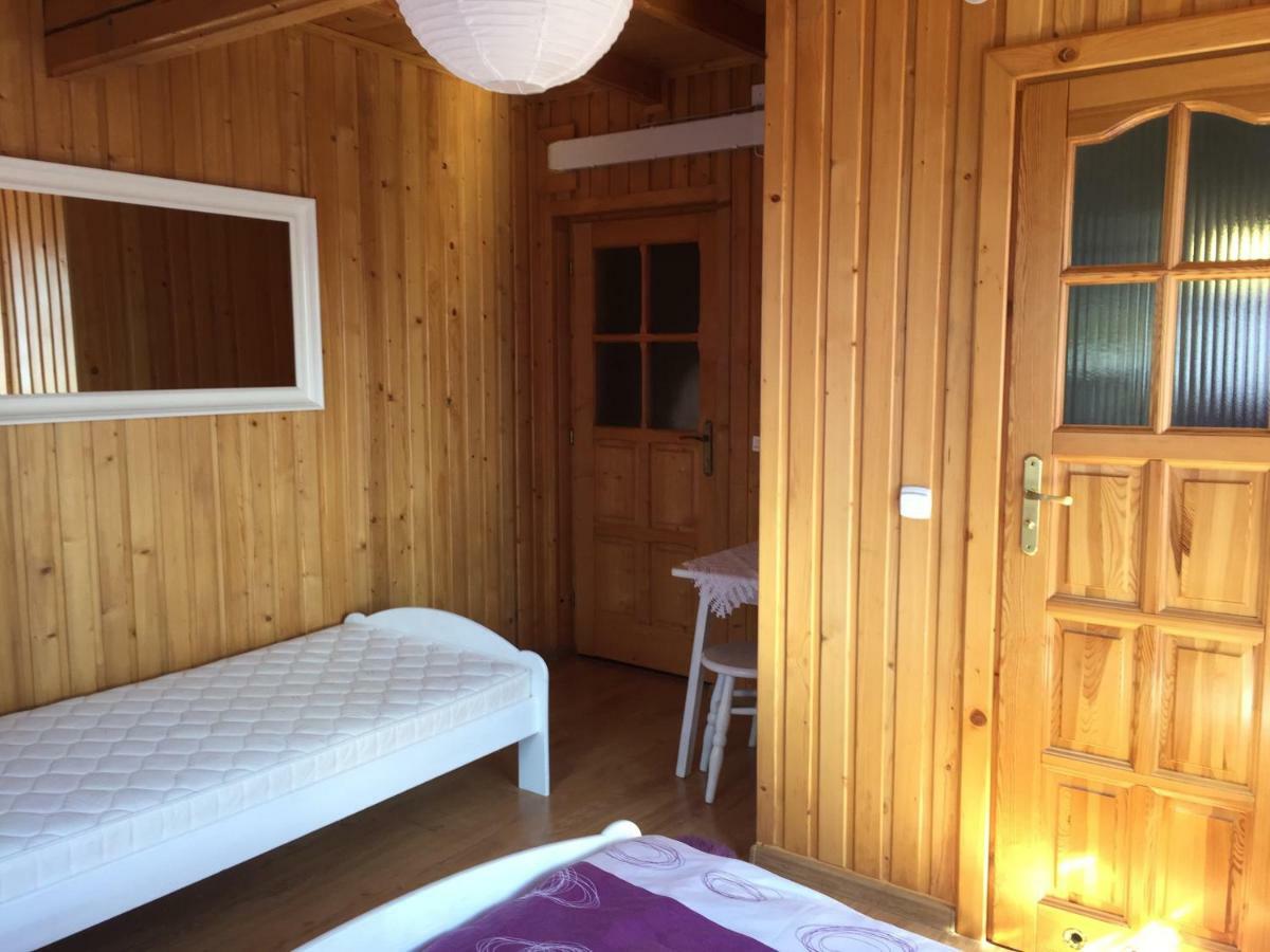 Pokoje U Eli Appartamento Brzegi  Esterno foto