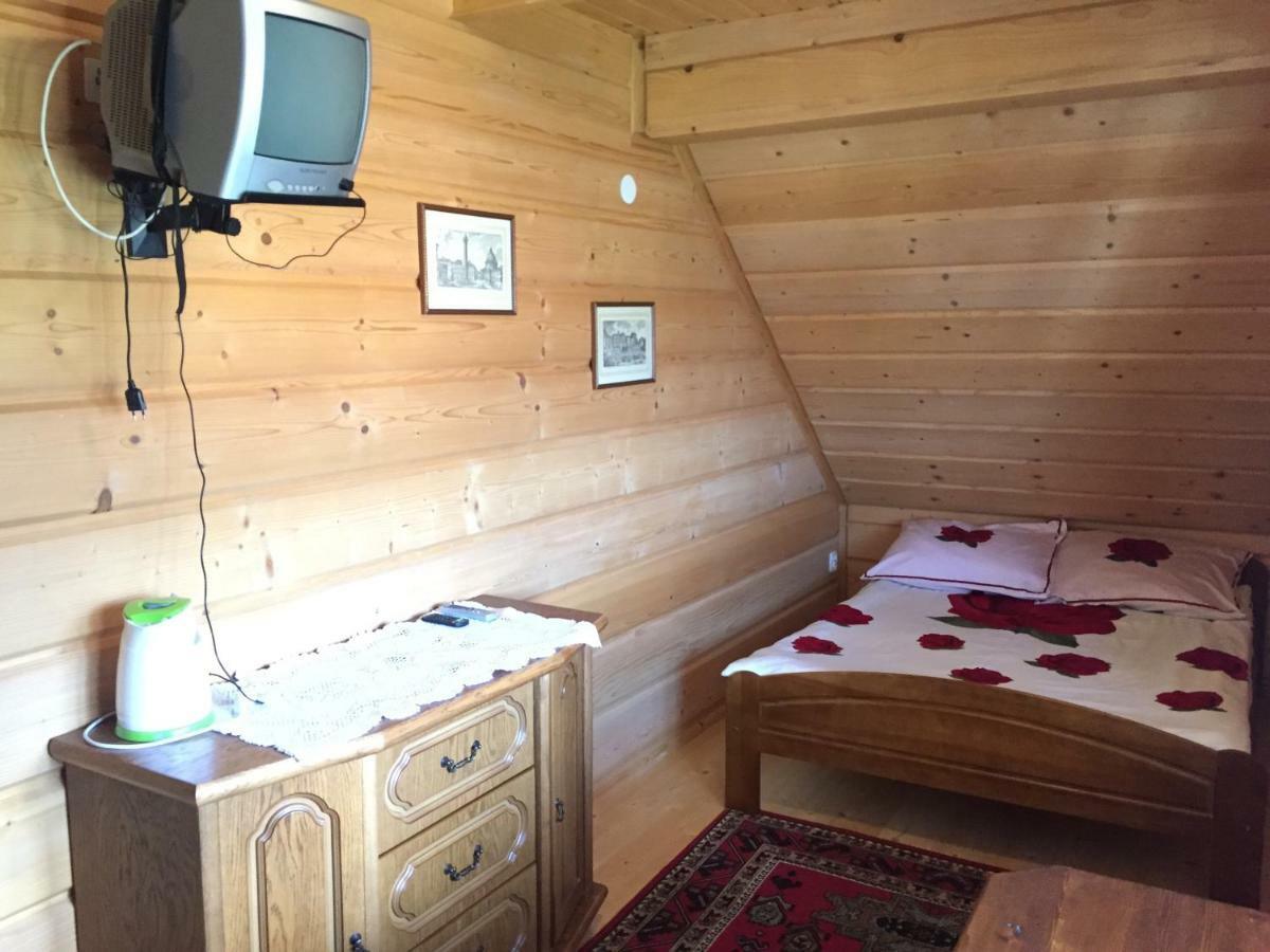 Pokoje U Eli Appartamento Brzegi  Esterno foto