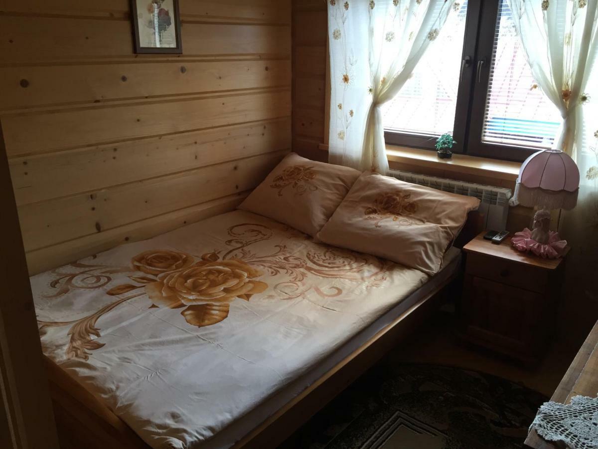 Pokoje U Eli Appartamento Brzegi  Esterno foto